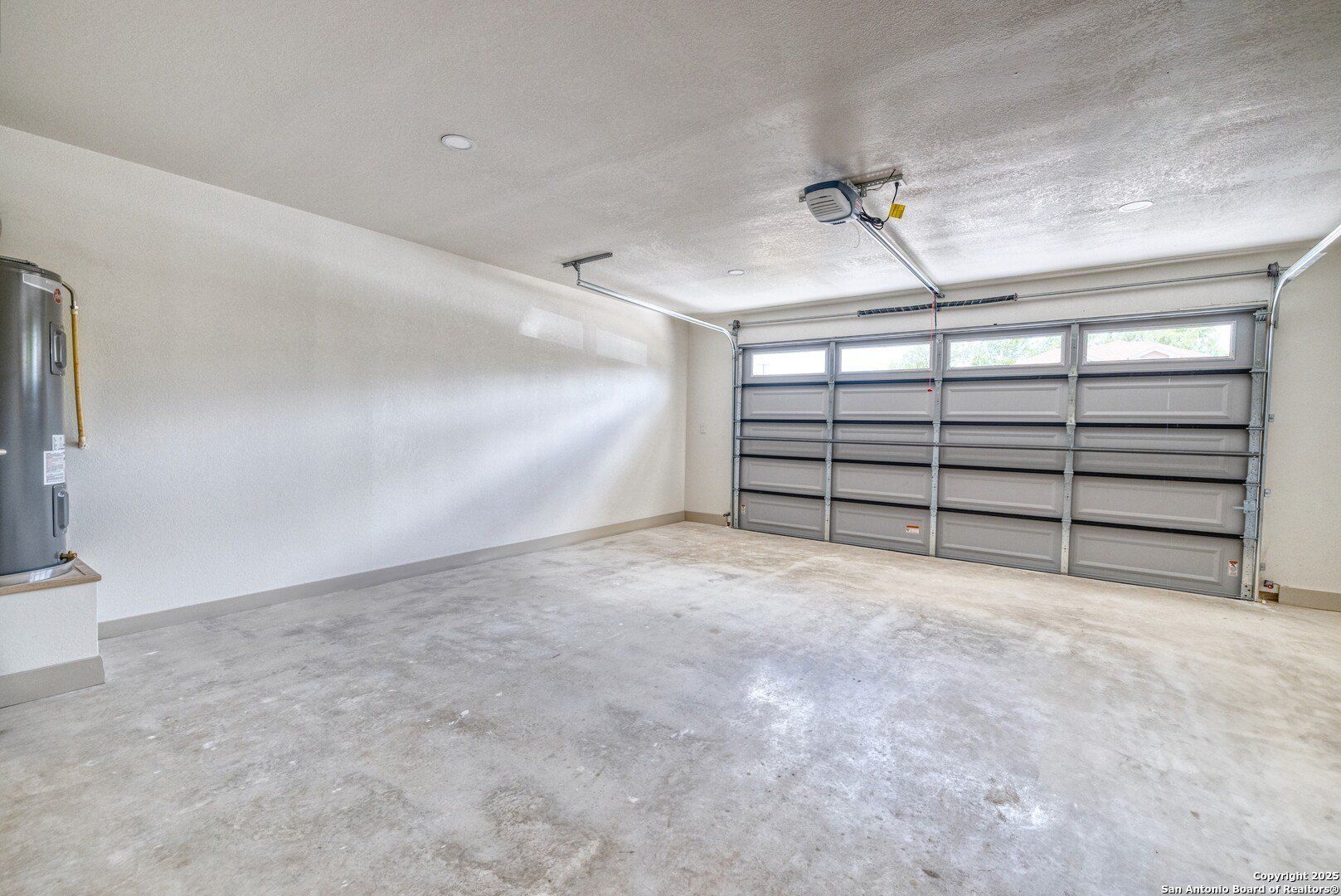 6 Rio Seco. Uvalde, TX 78801