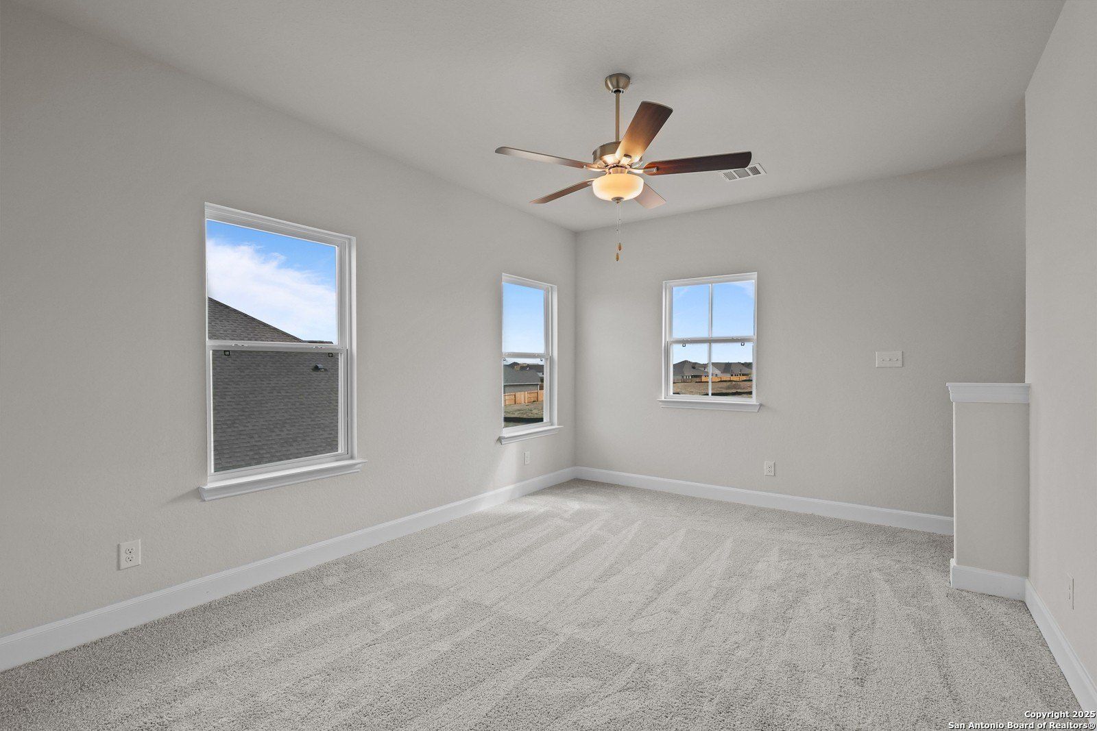 4519 Yoakum Valley. Schertz, TX 78108