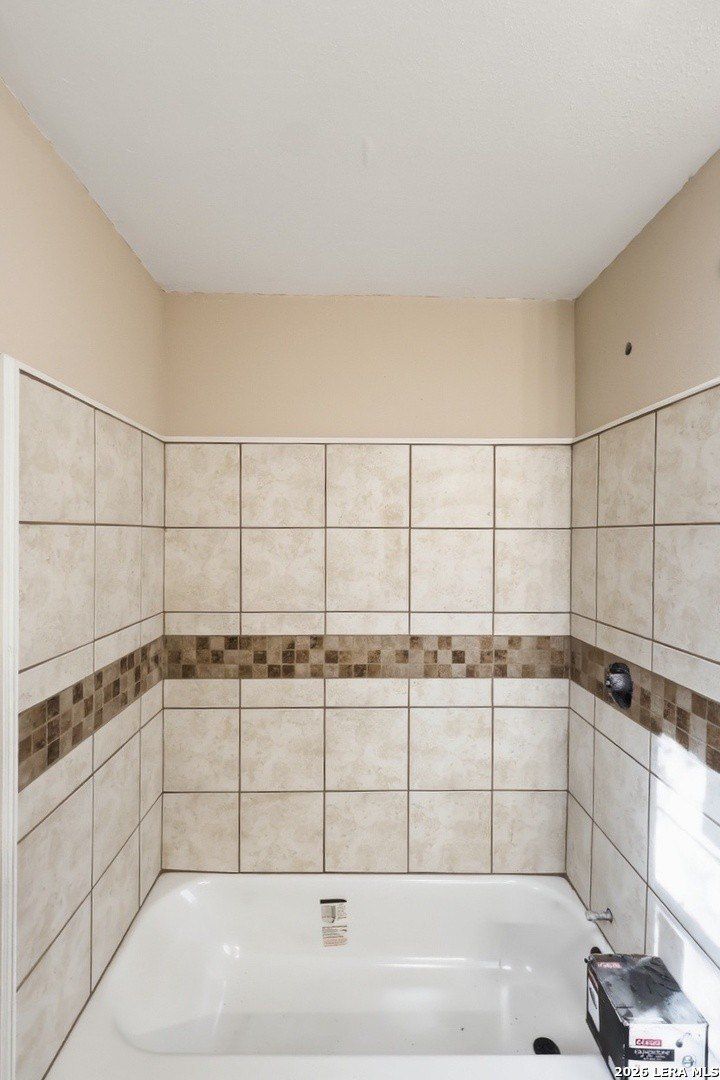 175 Lucy. New Braunfels, TX 78130