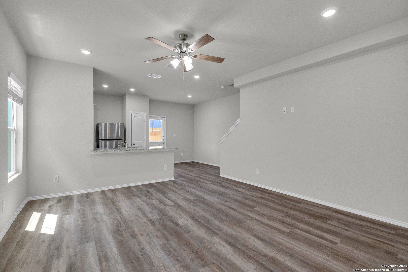 8911 N Fm 1560 305306. San Antonio, TX 78254