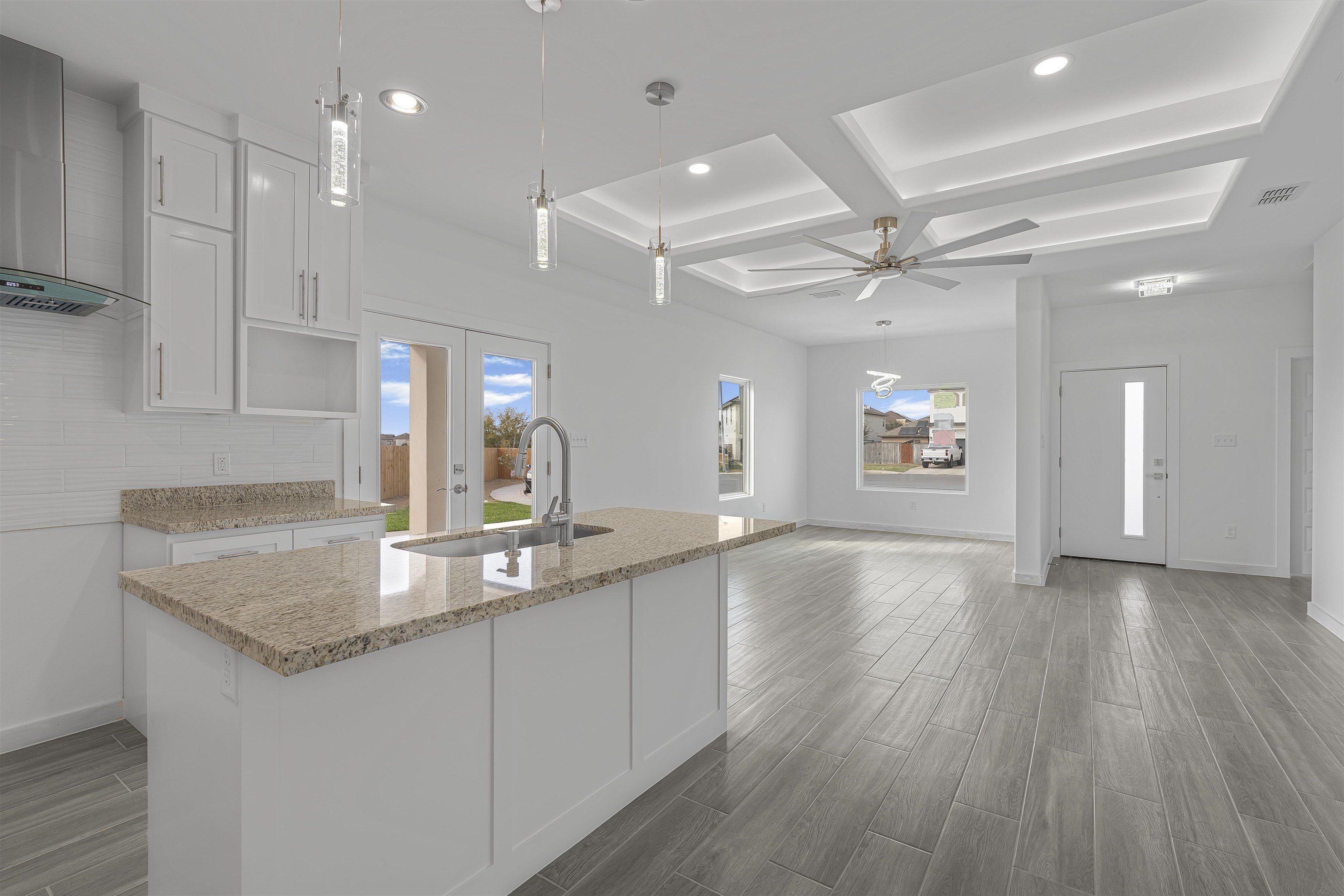 6001 Leopoldo Dr. Laredo, TX 78045