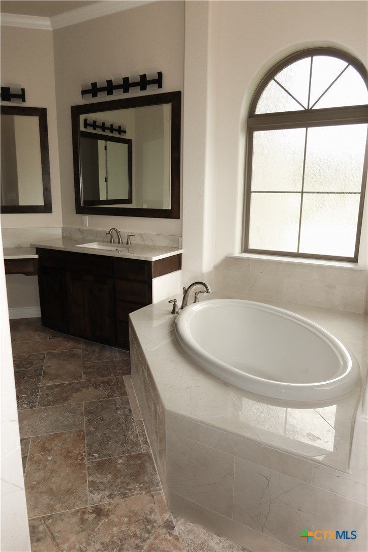 108 Lakeview Estates Drive. Belton, TX 76513