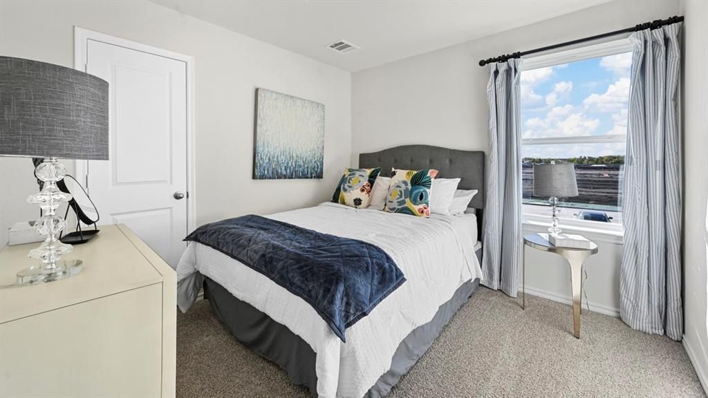 4477 Bonney Avenue. Crandall, TX 75114