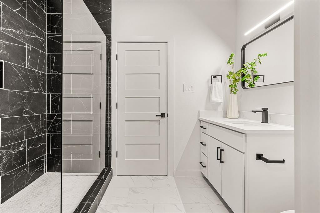 2230 Hooper Street. Dallas, TX 75215