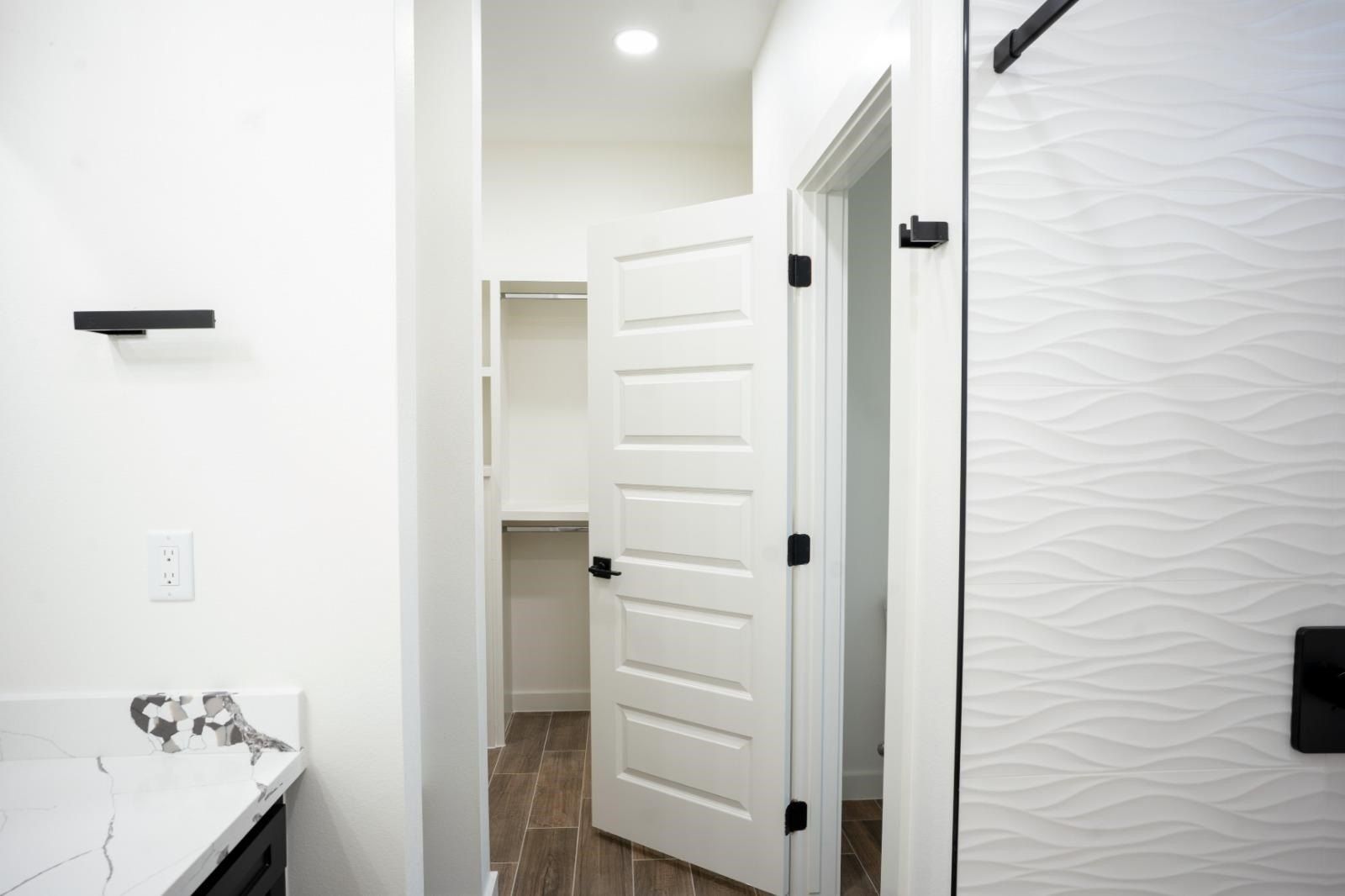 2615 Jean St. Laredo, TX 78046