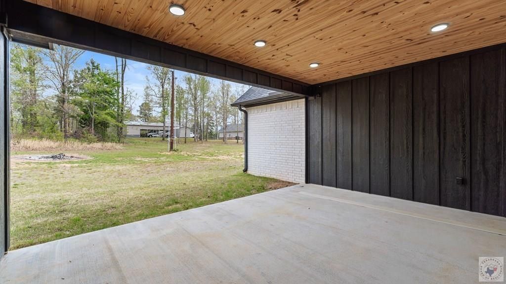 11 Lewis Lane. Texarkana, TX 75501