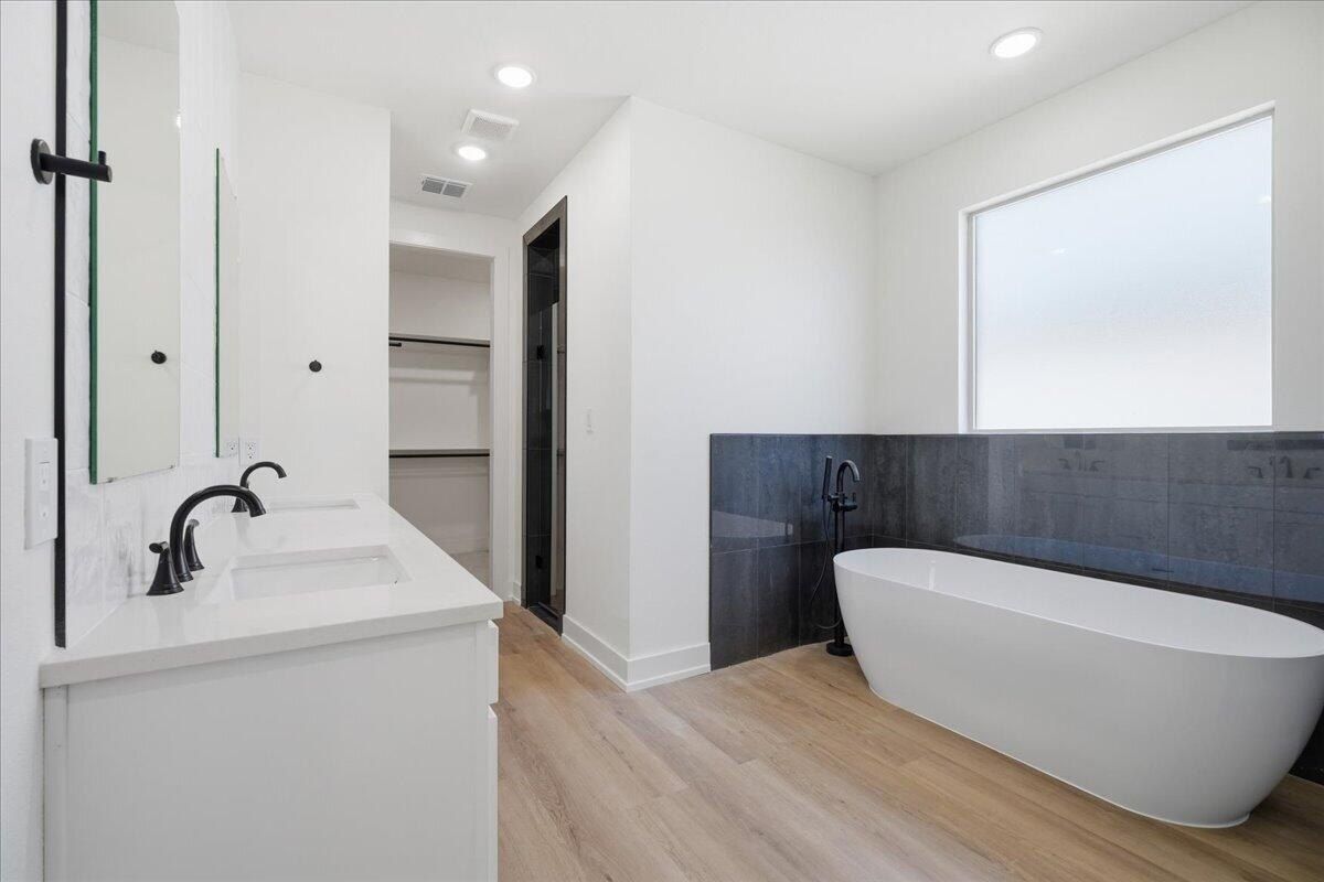 4417 Ridgely Avenue. Lubbock, TX 79407