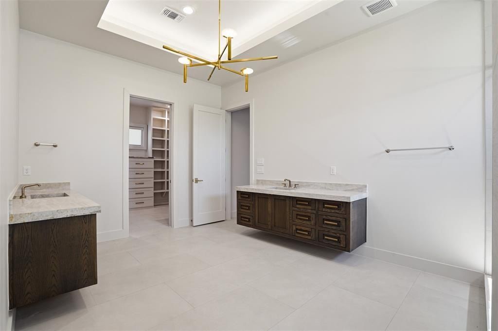 7073 The Resort Boulevard. Fort Worth, TX 76179