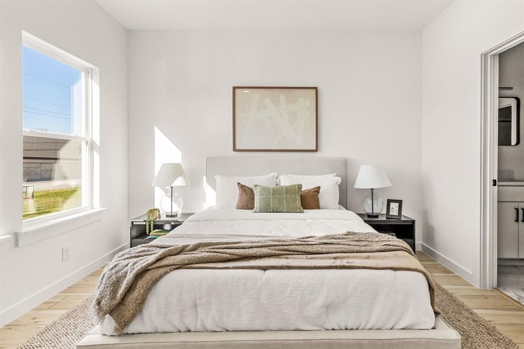 2232 Hooper Street. Dallas, TX 75215