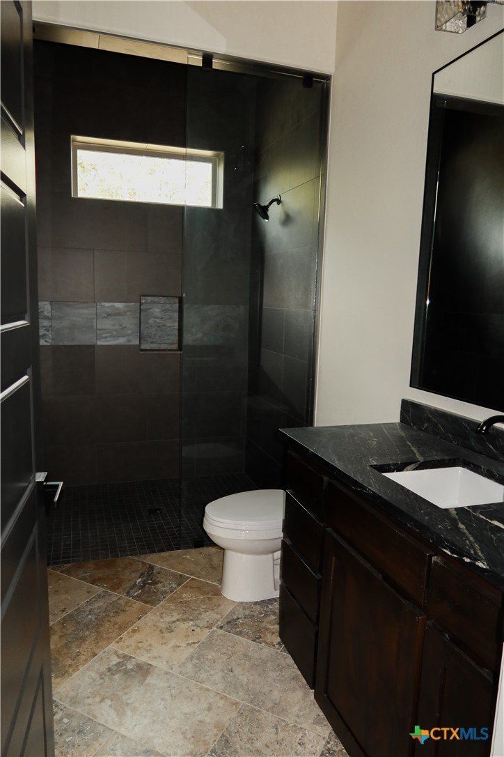 108 Lakeview Estates Drive. Belton, TX 76513