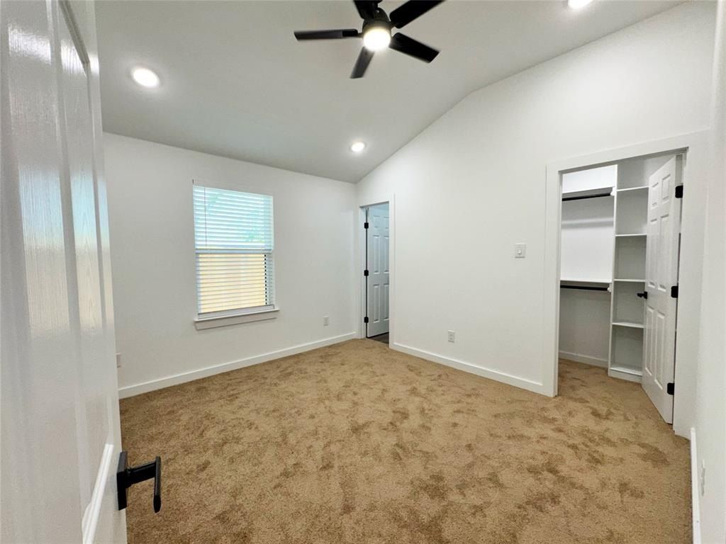 1811 Washington Street. Commerce, TX 75428