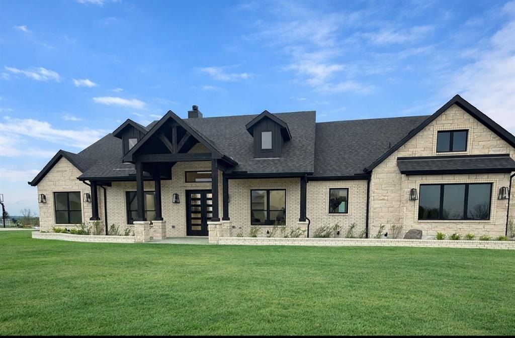 5306 Calle Drive. Sherman, TX 75092