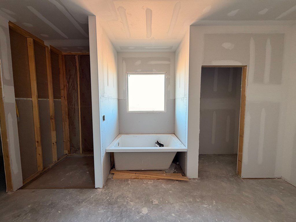 492 Private Rd 203D. Seminole, TX 79360