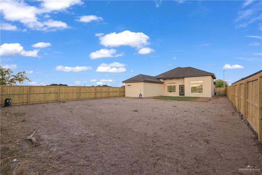 1323 S 9Th Street. Alamo, TX 78516