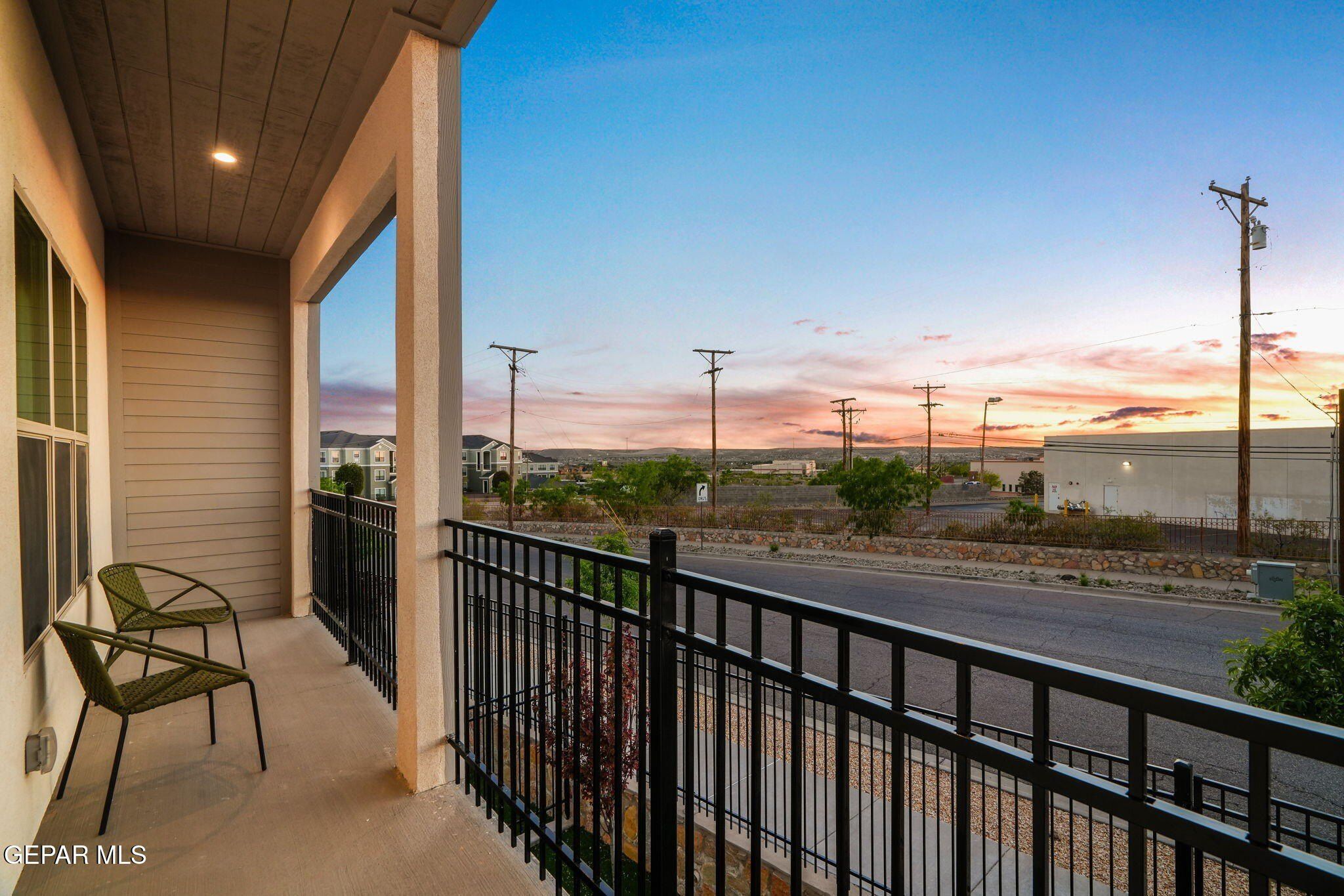 201 Desert Pass Street Unit A5. El Paso, TX 79912