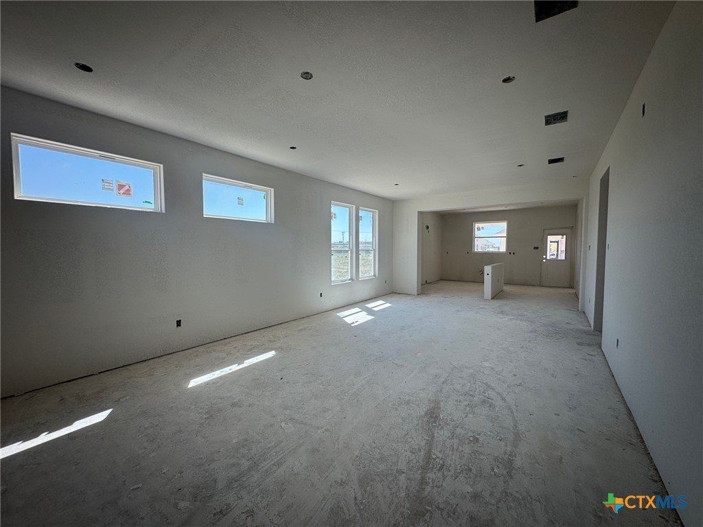 8011 Timber Hollow Lane. Temple, TX 76502