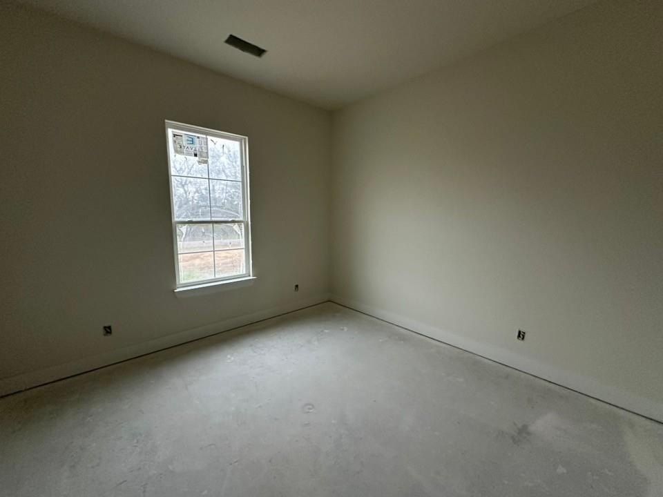 1512 County Road 4910. Leonard, TX 75452