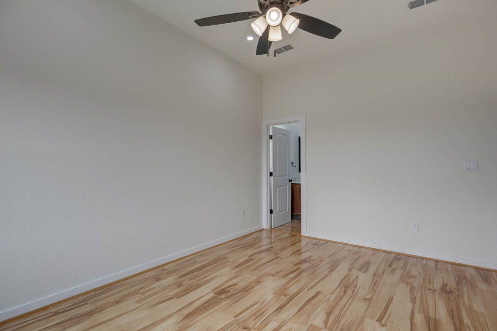 13  14 Bayview Loop. Rockport, TX 78382