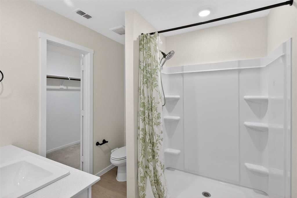 6201 Tilden Avenue. Pilot Point, TX 76258