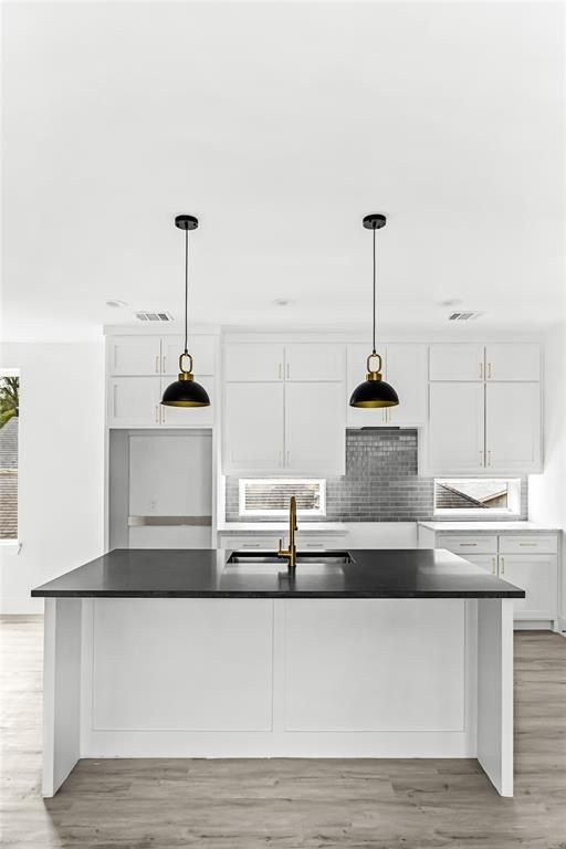 4711 Sylvester Street. Dallas, TX 75219