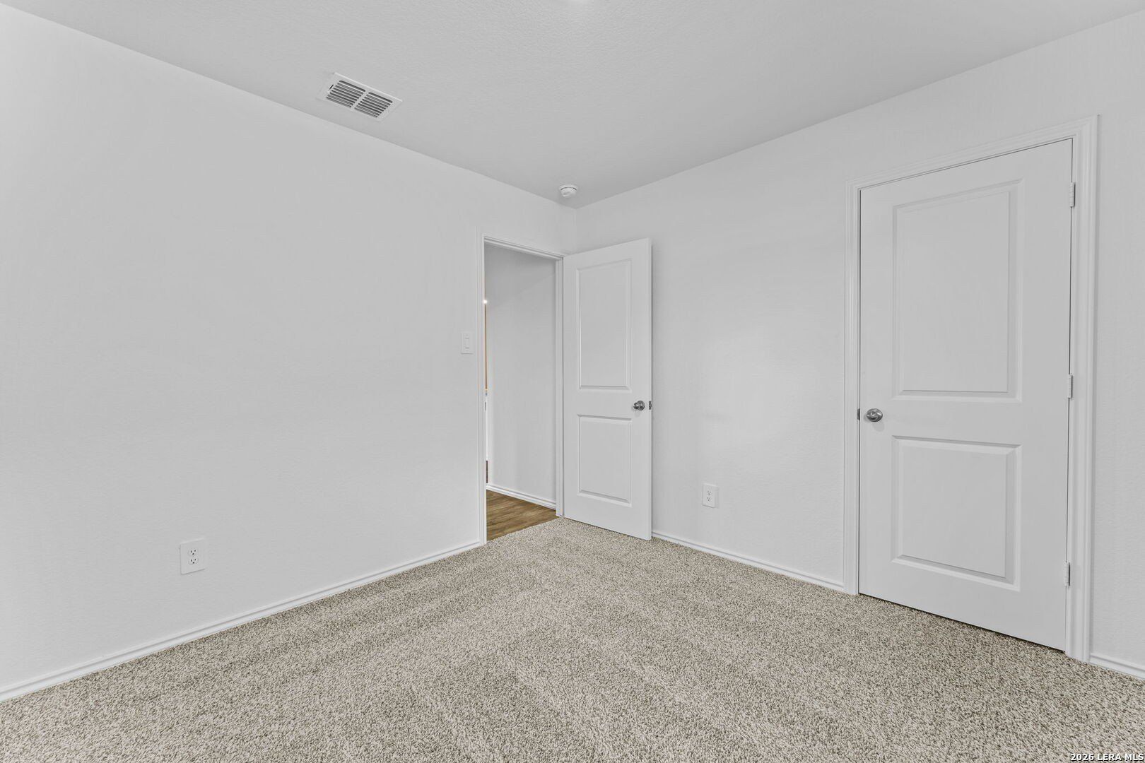 12524 Spoor Vly. Converse, TX 78109