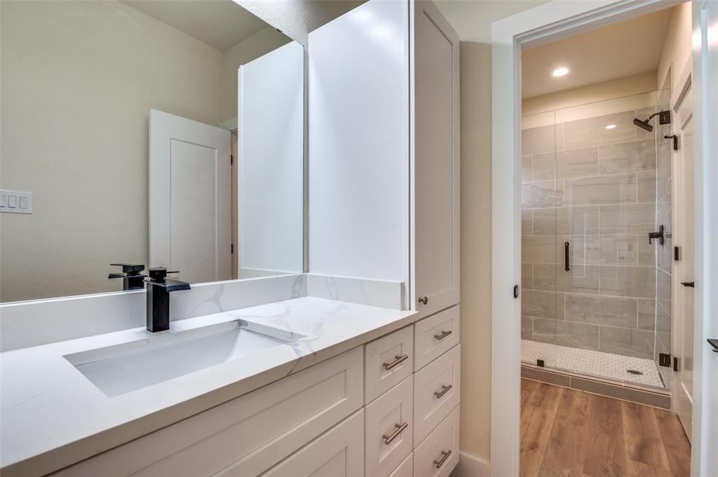 420 Sparks Street. Dallas, TX 75203