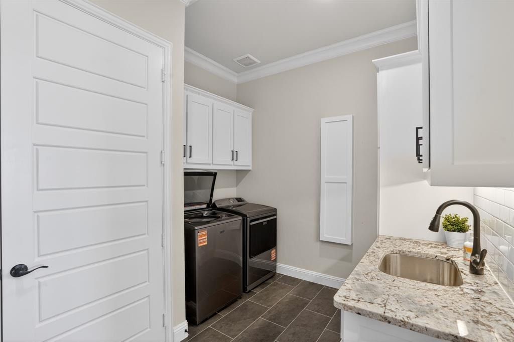 14537 Cedar Brook Place. Fort Worth, TX 76008