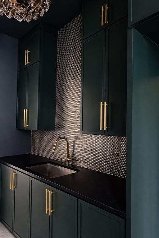 901 Herbert Hollow. Weatherford, TX 76087