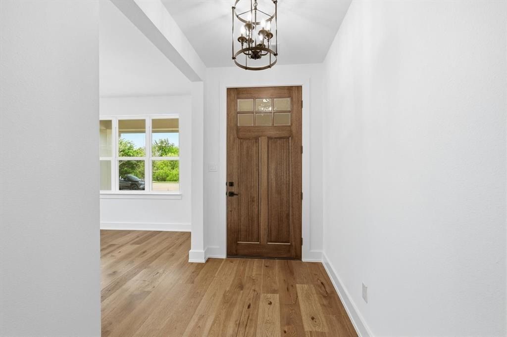 216 Village Way. Argyle, TX 76226