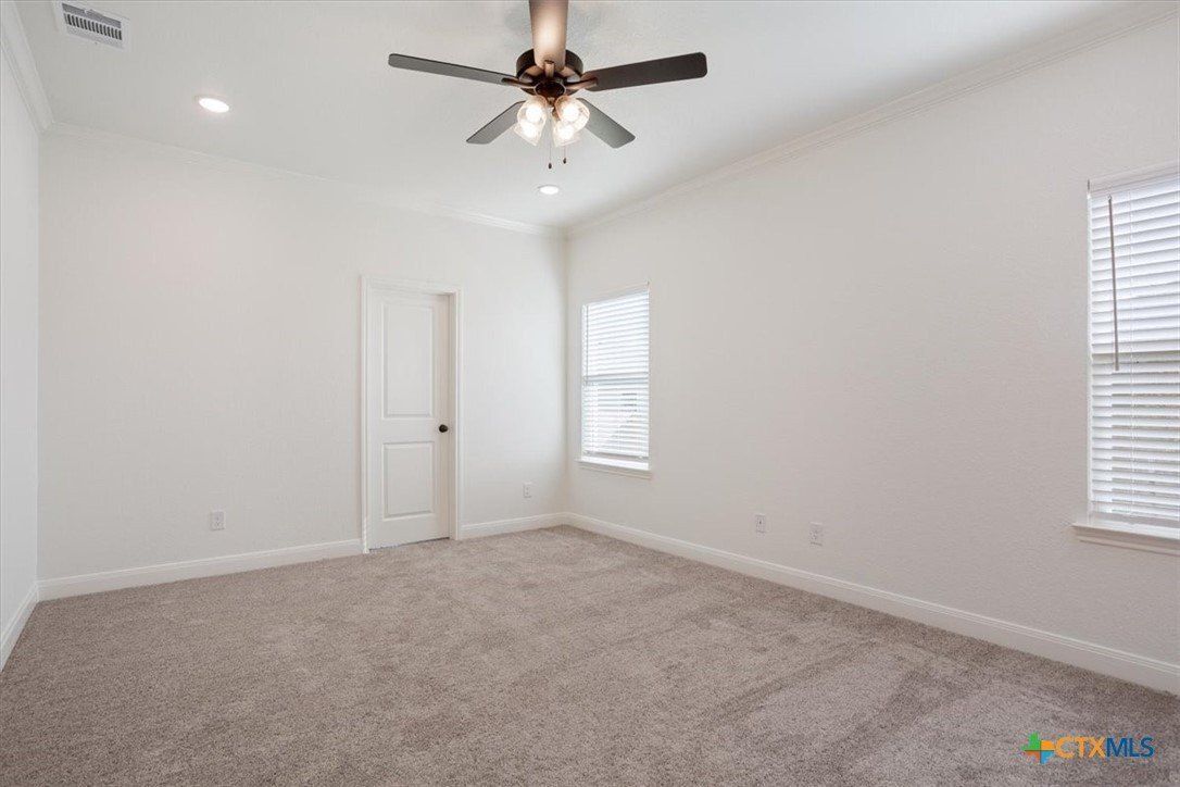 1858 Horatio Street. Nolanville, TX 76559
