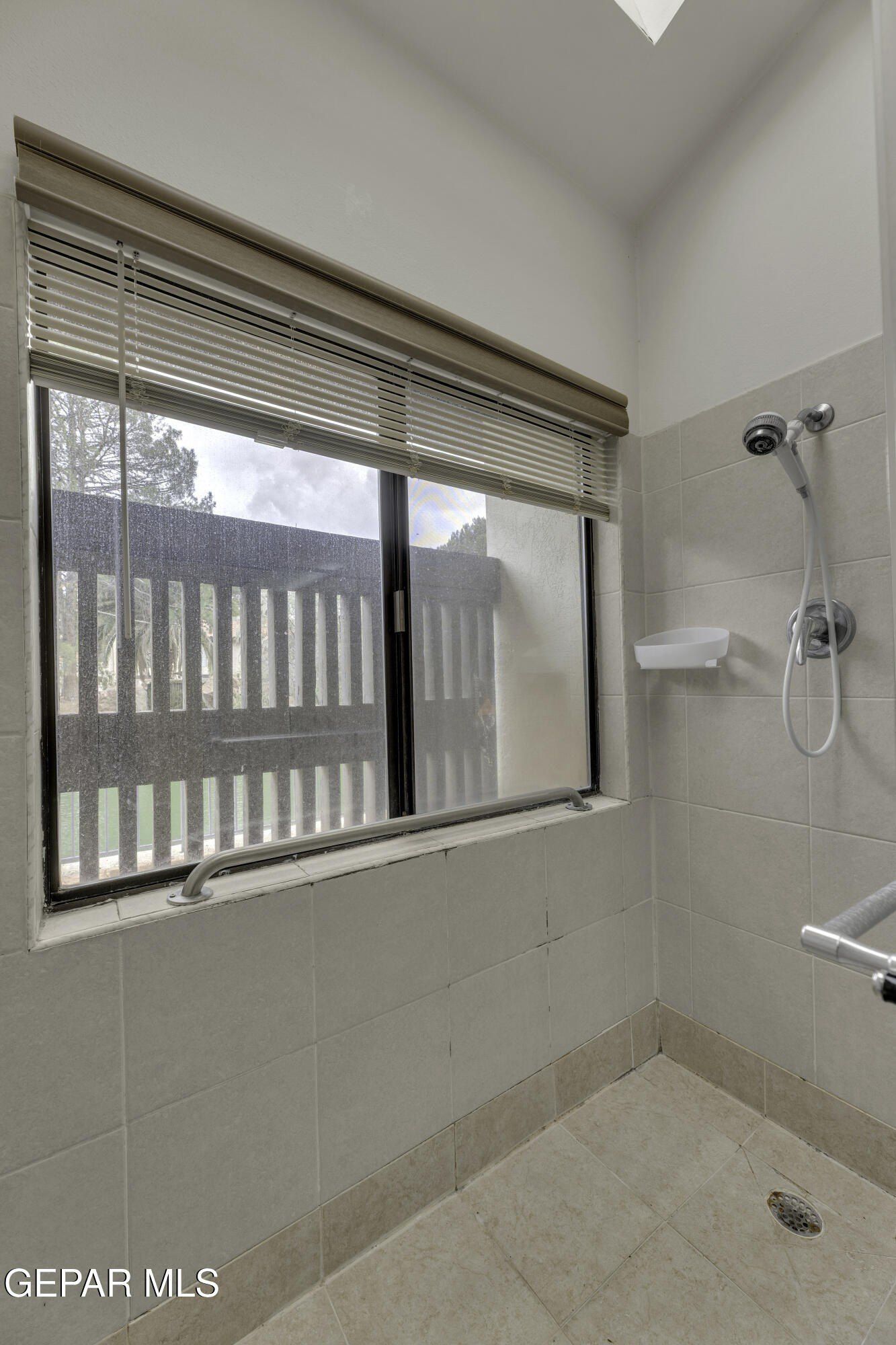 620 Lakeway Drive. El Paso, TX 79932