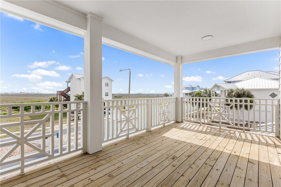 129 Frontside Drive. Corpus Christi, TX 78418