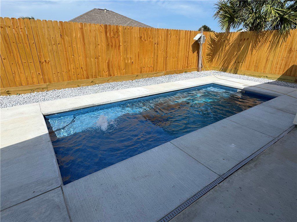 14230 Allamanda. Corpus Christi, TX 78418