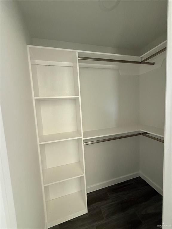 1524 E Filmore Avenue. Alton, TX 78573