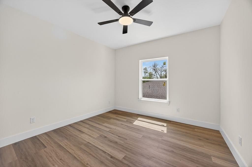 2701 S Jones Street. Fort Worth, TX 76104