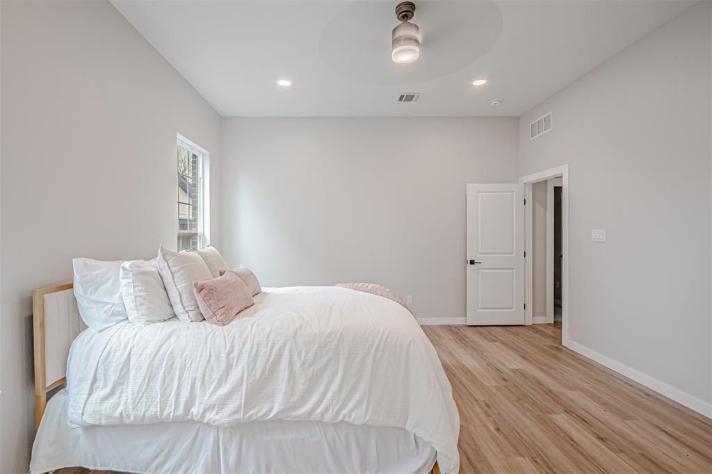 901 Bandera Lane. Garland, TX 75040