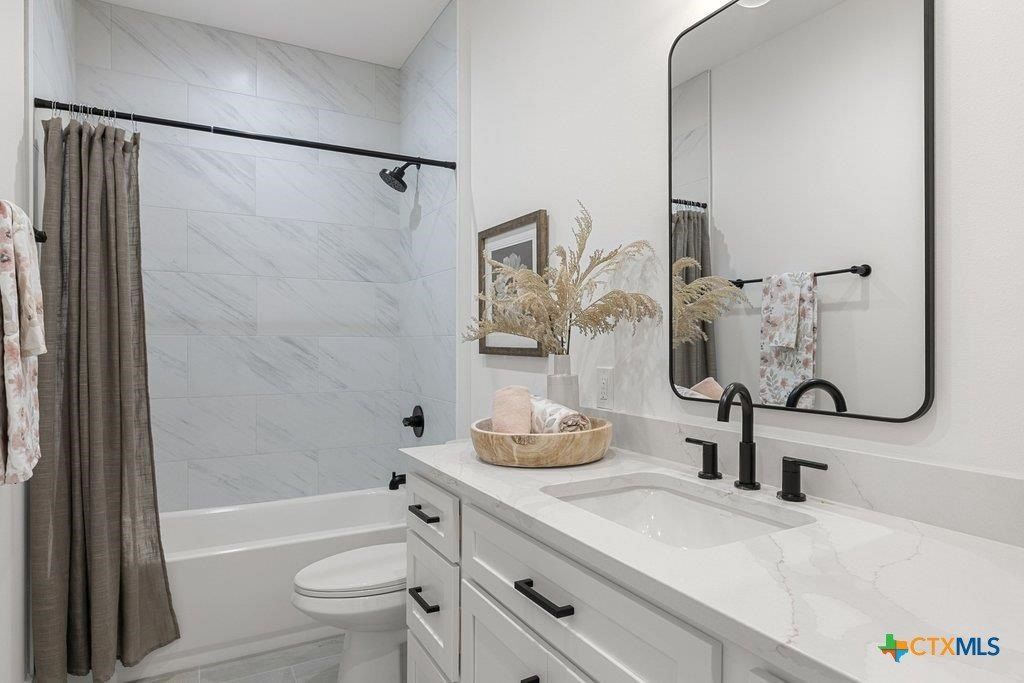 408 Rust Ranch Road. Blanco, TX 78606