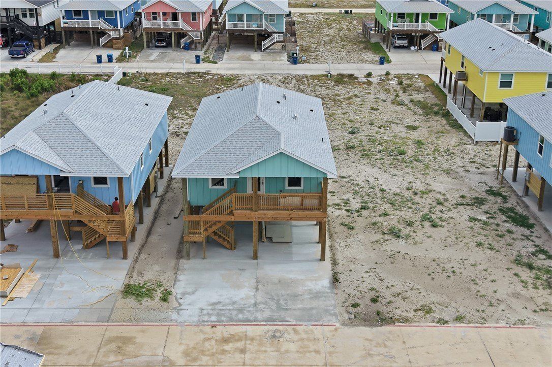123 Flounder Drive. Port Aransas, TX 78373