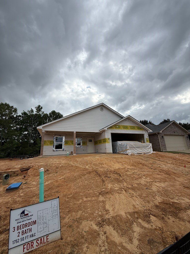 1419 Eric Drive. Nacogdoches, TX 75965