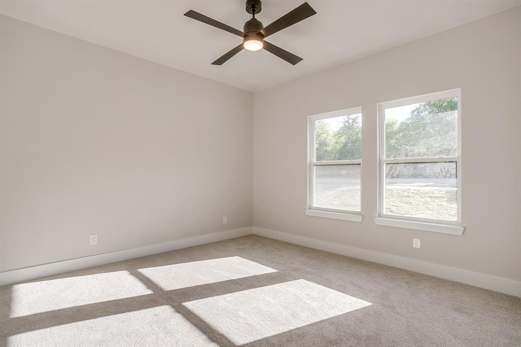 1022 Lake View Ridge. White Settlement, TX 76108