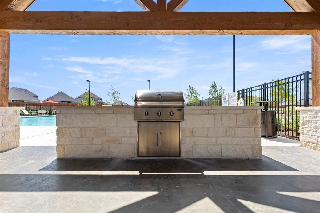 2031 Clairmount Drive. Rockwall, TX 75087