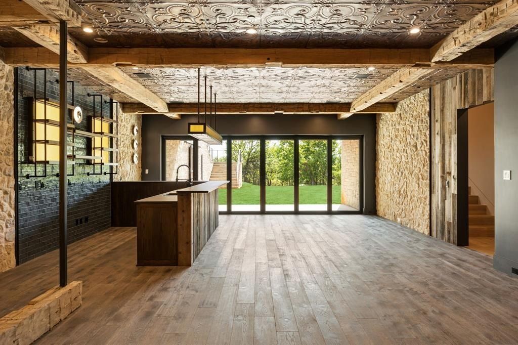 545 W Bob Jones Road. Southlake, TX 76092