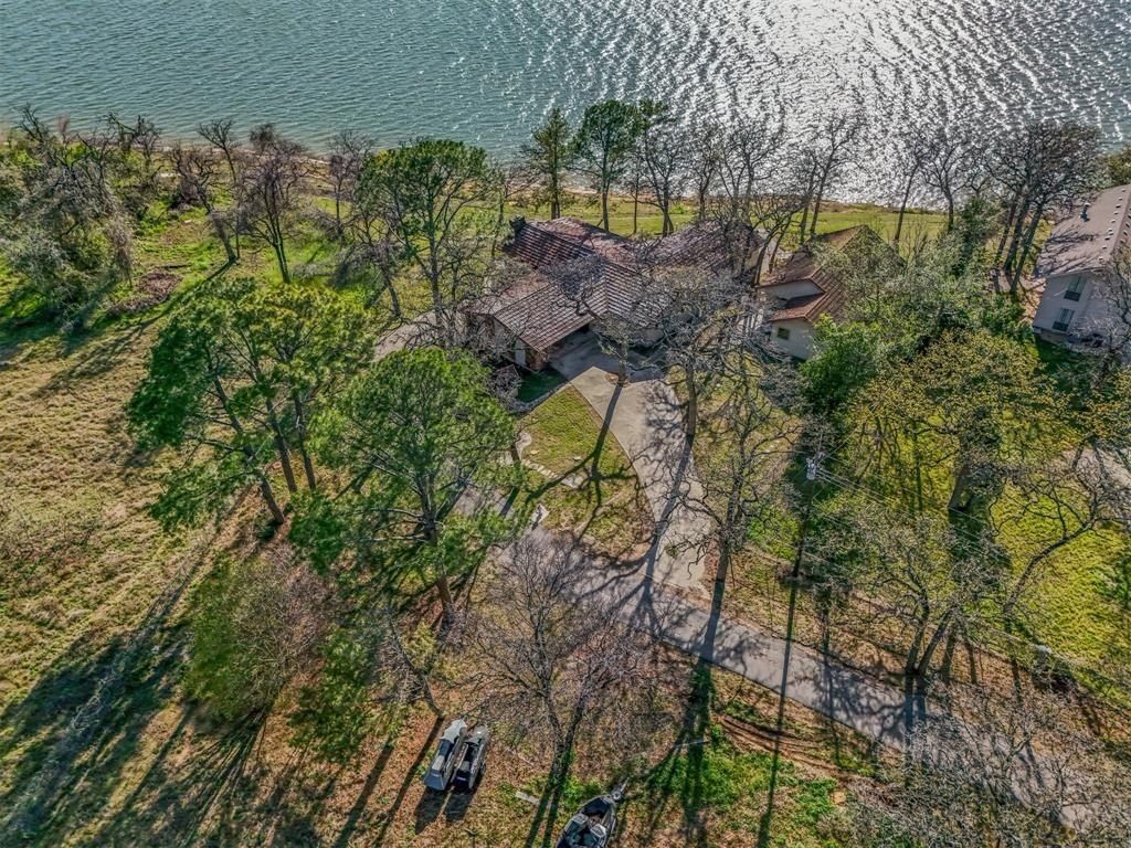 6401 Red Bud Drive. Flower Mound, TX 75022