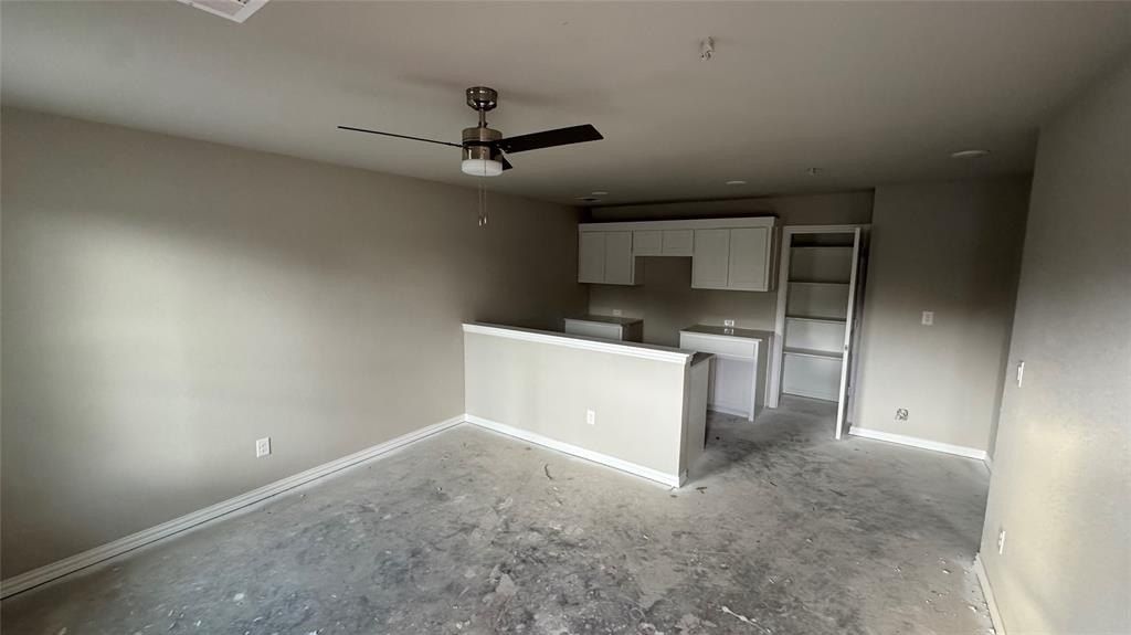 3013 Grey Wolf Circle. Denton, TX 76209