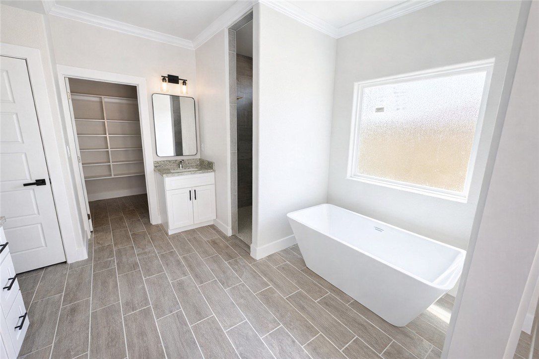 14230 Allamanda. Corpus Christi, TX 78418