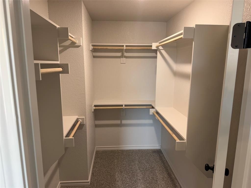 2990 Knob Road. Springtown, TX 76082