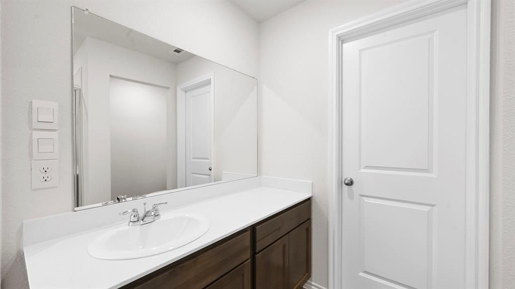 6022 Midsummer Drive. Crandall, TX 75114