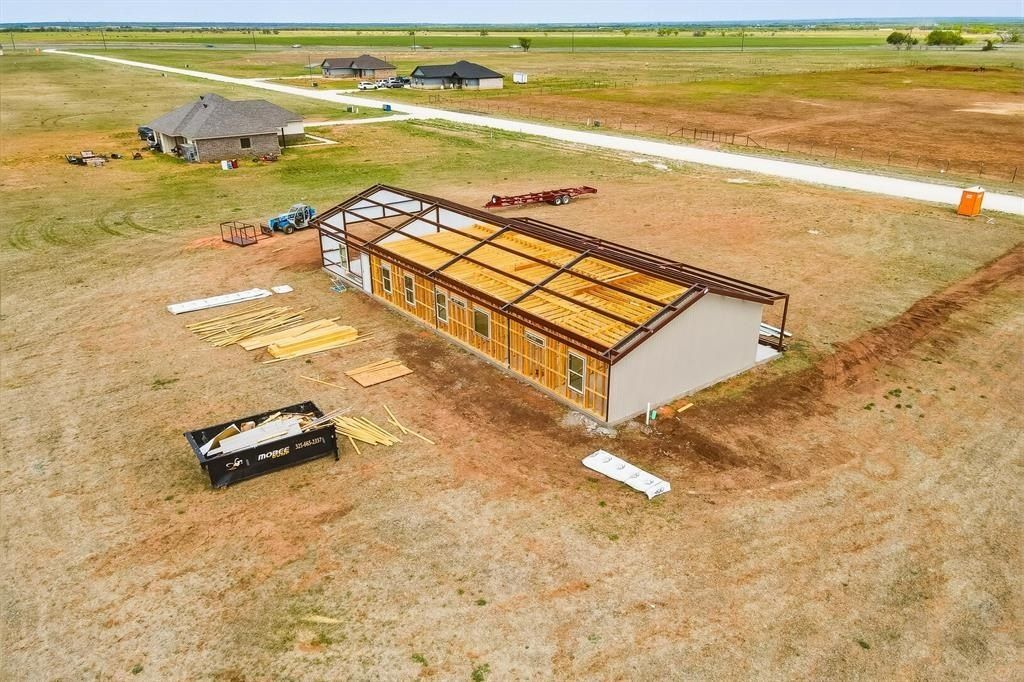 2097 Pr  4282. Hawley, TX 79525
