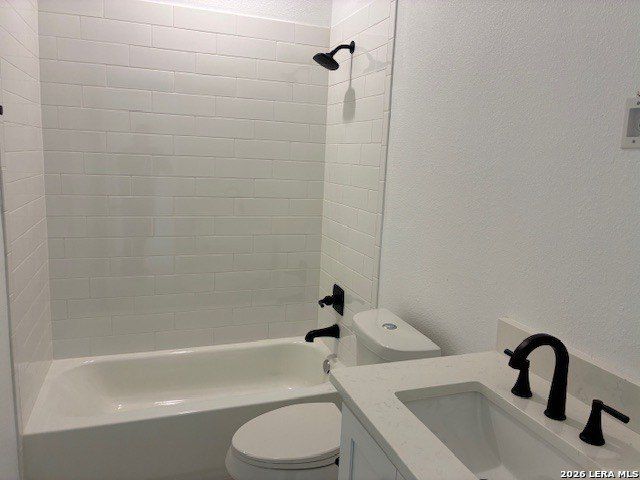 1860 Rocky Ridge Loop. Canyon Lake, TX 78133