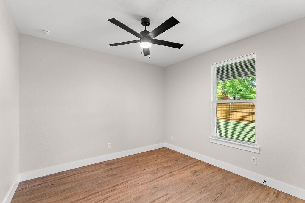 1540 Gardenside Drive. Dallas, TX 75217